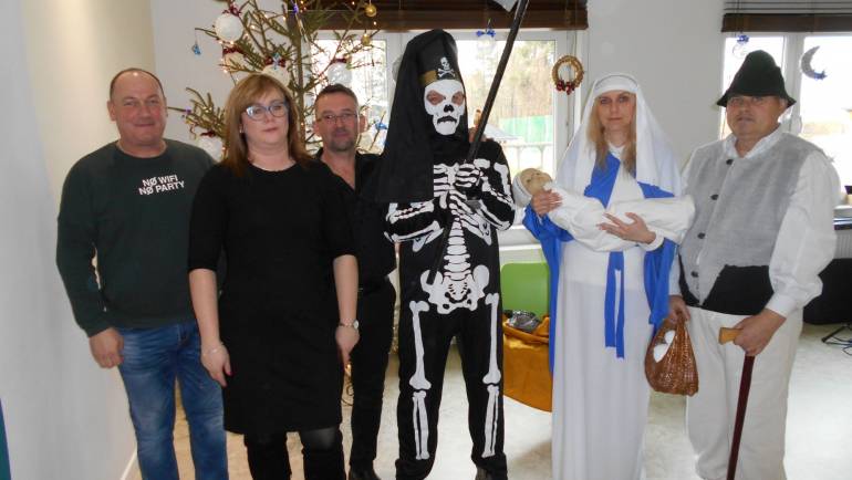 Wizyta mieszkańców DPS-u Ruda Różaniecka z Jasełkami w naszym domu